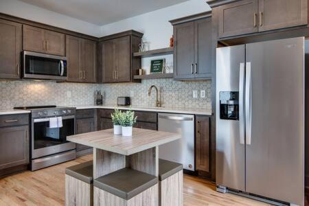 The Eastland - Lovely City Home Close To All! Nashville Extérieur photo