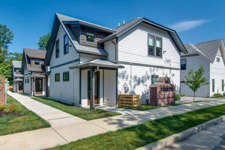 The Eastland - Lovely City Home Close To All! Nashville Extérieur photo